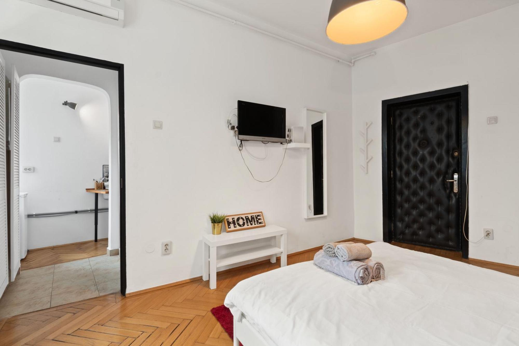 Old Town Studio 23B Apartment Букурещ Екстериор снимка