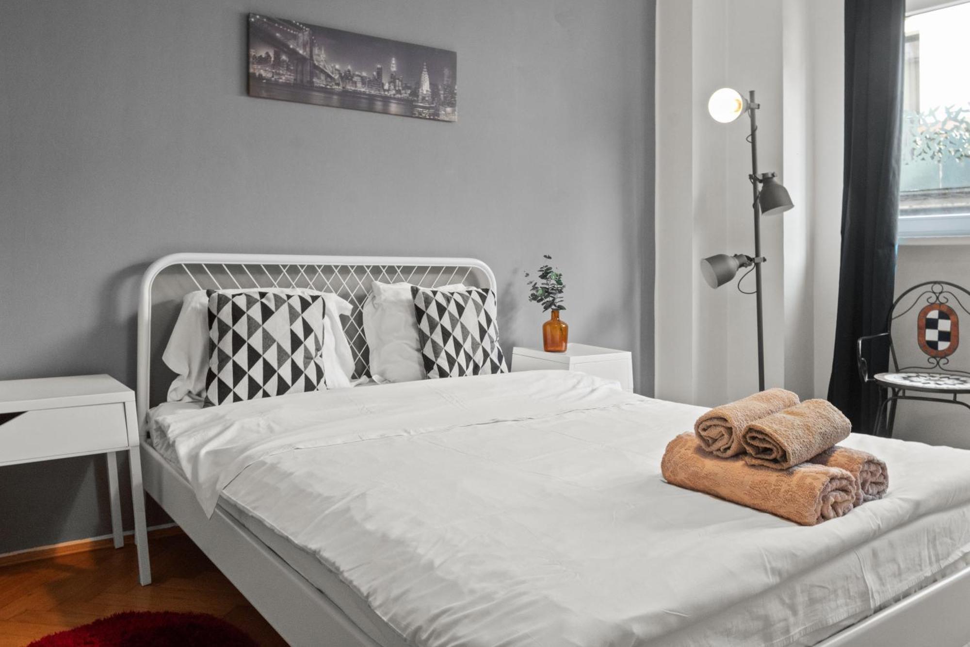 Old Town Studio 23B Apartment Букурещ Екстериор снимка